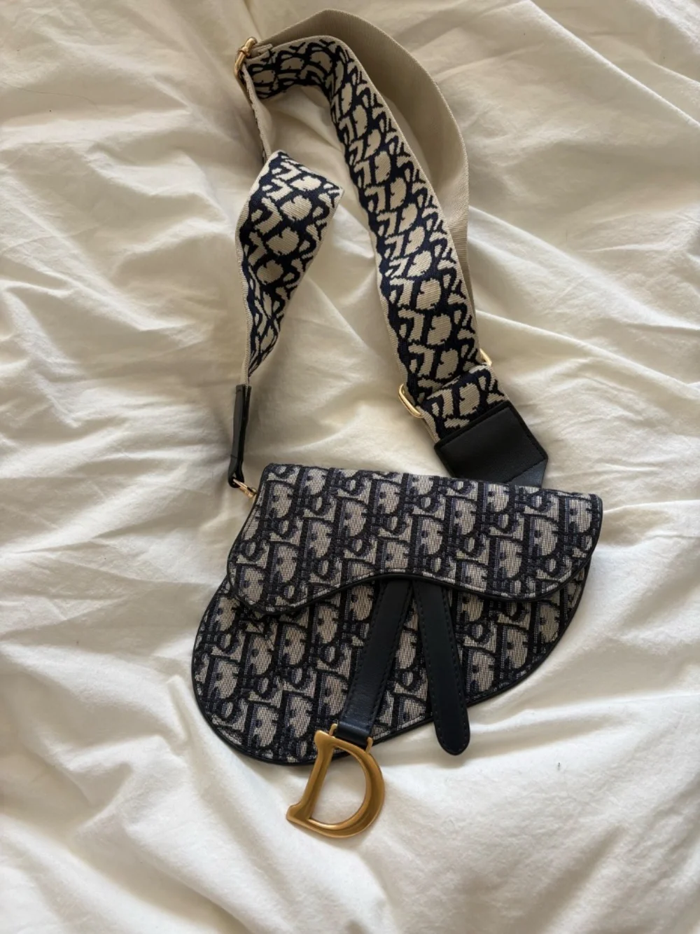 Dior belt bag - Picture 3 of 5